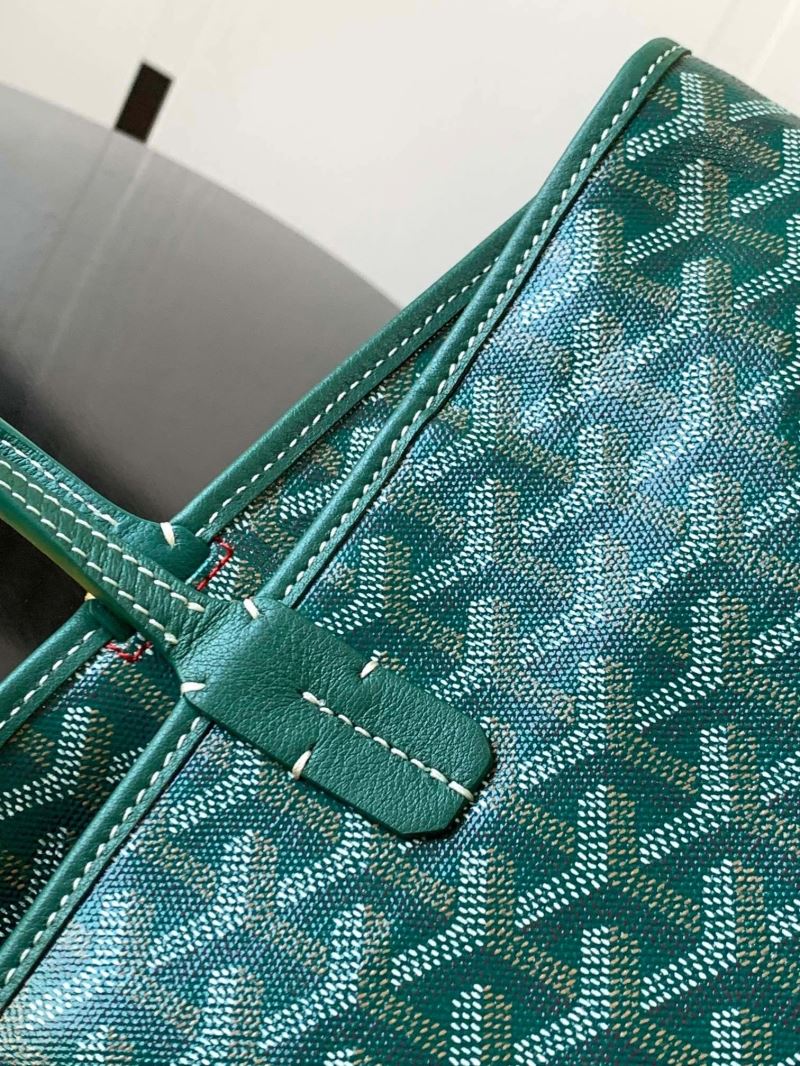 Goyard Shopping Bags